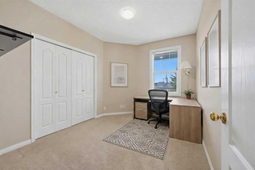 311-78 Prestwick Gardens Se, Calgary, AB - Indoor Photo Showing Office