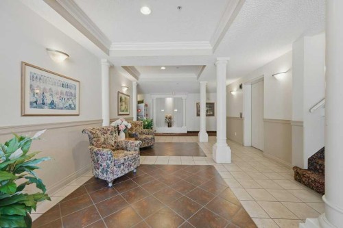 311-78 Prestwick Gardens Se, Calgary, AB - Indoor Photo Showing Other Room