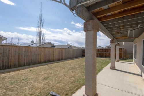 37 Royal Birch Close Nw, Calgary, AB - Outdoor