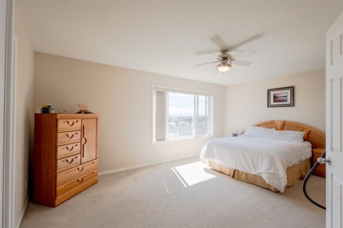 37 Royal Birch Close Nw, Calgary, AB - Indoor Photo Showing Bedroom
