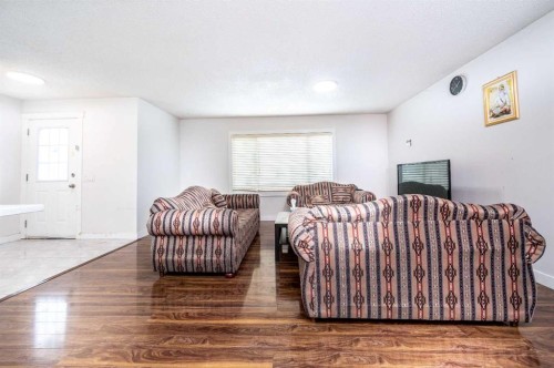 72 Faldale Close Ne, Calgary, AB - Indoor