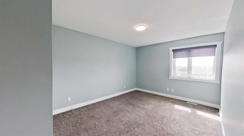 29 Sunrise Close Se, High River, AB - Indoor Photo Showing Other Room