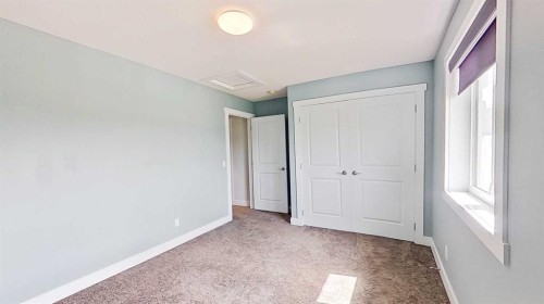 29 Sunrise Close Se, High River, AB - Indoor Photo Showing Other Room