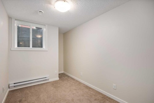 305 Cranbrook Square Se, Calgary, AB - Indoor Photo Showing Other Room