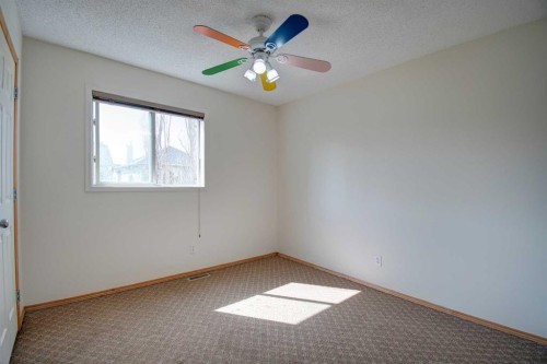 96 Cranfield Park Se, Calgary, AB - Indoor Photo Showing Other Room
