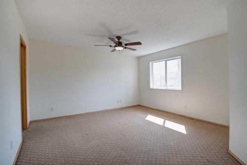 96 Cranfield Park Se, Calgary, AB - Indoor Photo Showing Other Room