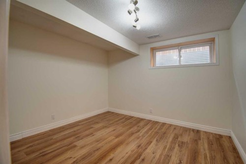 96 Cranfield Park Se, Calgary, AB - Indoor Photo Showing Other Room