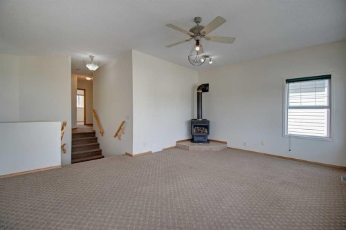 96 Cranfield Park Se, Calgary, AB - Indoor Photo Showing Other Room