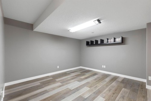 18 West Springs Gate Sw, Calgary, AB - Indoor Photo Showing Other Room