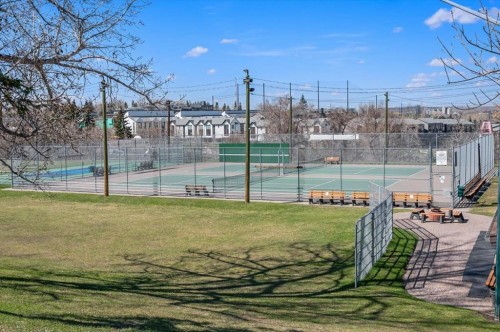 806-2505 17 Avenue Sw, Calgary, AB - Outdoor With View