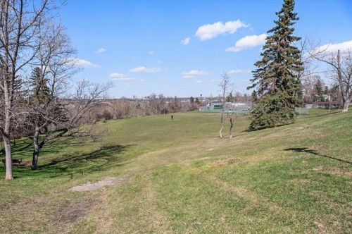 806-2505 17 Avenue Sw, Calgary, AB - Outdoor With View