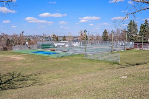 806-2505 17 Avenue Sw, Calgary, AB - Outdoor With View