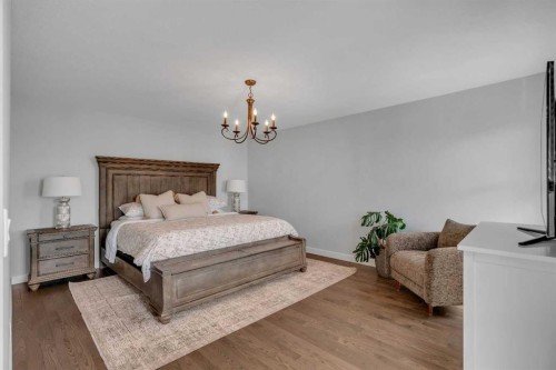 37 Highwood Place Nw, Calgary, AB - Indoor Photo Showing Bedroom