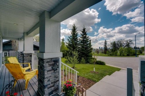 37 Highwood Place Nw, Calgary, AB - Outdoor With Deck Patio Veranda