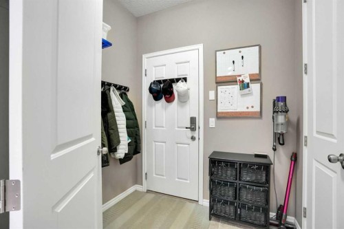 109 Cranleigh Place Se, Calgary, AB - Indoor Photo Showing Other Room
