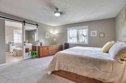 109 Cranleigh Place Se, Calgary, AB - Indoor Photo Showing Bedroom