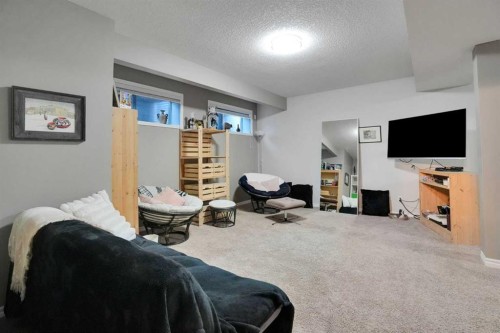 109 Cranleigh Place Se, Calgary, AB - Indoor