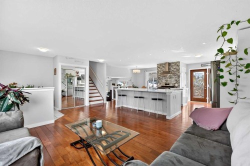 117 Bonitz Court, Carseland, AB - Indoor Photo Showing Living Room