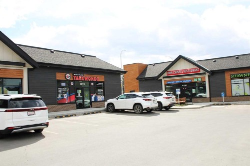 205-700 Shawnee Square Sw, Calgary, AB - Outdoor