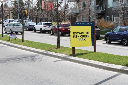 205-700 Shawnee Square Sw, Calgary, AB - Outdoor