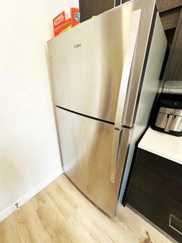 205-700 Shawnee Square Sw, Calgary, AB - Indoor