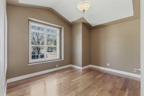 183 Discovery Ridge Way Sw, Calgary, AB - Indoor Photo Showing Other Room