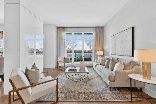 101-23 Mahogany Circle Se, Calgary, AB - Indoor Photo Showing Living Room