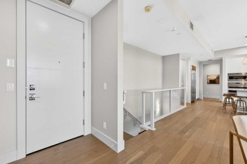 101-23 Mahogany Circle Se, Calgary, AB - Indoor Photo Showing Other Room