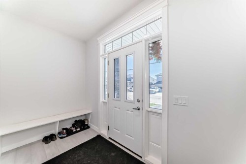 2004 Ravensdun Crescent Se, Airdrie, AB - Indoor Photo Showing Other Room