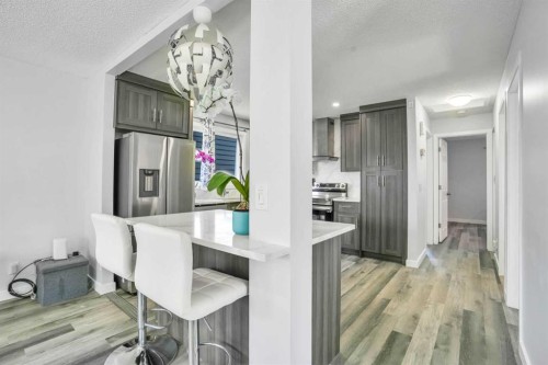 76 Aberfoyle Close Ne, Calgary, AB - Indoor
