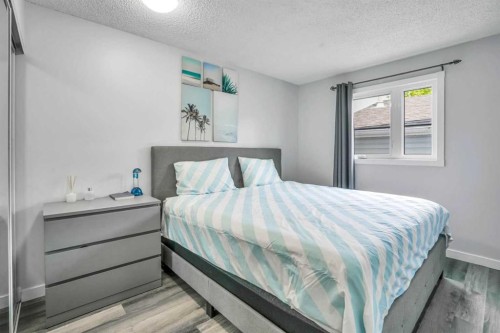 76 Aberfoyle Close Ne, Calgary, AB - Indoor Photo Showing Bedroom
