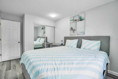 76 Aberfoyle Close Ne, Calgary, AB - Indoor Photo Showing Bedroom