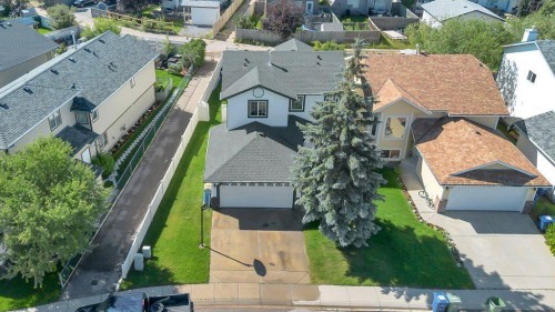 7 Springs Crescent Se, Airdrie, AB - Outdoor