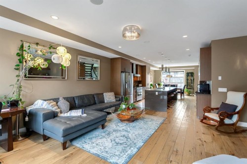 1834 30 Avenue Sw, Calgary, AB - Indoor With Fireplace