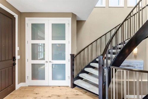 1834 30 Avenue Sw, Calgary, AB - Outdoor With Facade