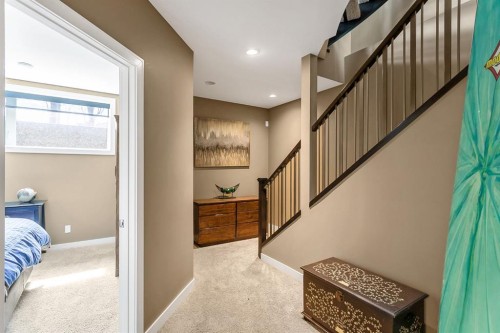 1834 30 Avenue Sw, Calgary, AB - Indoor Photo Showing Other Room