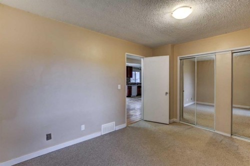 1163 Falworth Road Ne, Calgary, AB - Indoor Photo Showing Other Room