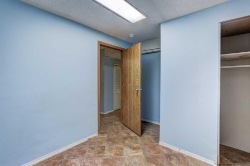 1163 Falworth Road Ne, Calgary, AB - Indoor Photo Showing Other Room