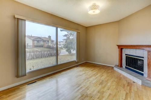 1163 Falworth Road Ne, Calgary, AB - Indoor With Fireplace