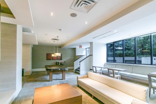 336-222 Riverfront Avenue Sw, Calgary, AB - Indoor Photo Showing Other Room