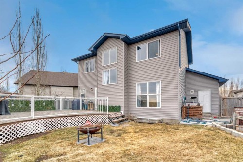 512 Highland Close, Strathmore, AB - Outdoor With Deck Patio Veranda With Exterior