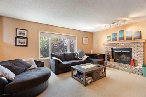 113 Sierra Vista Terrace Sw, Calgary, AB 