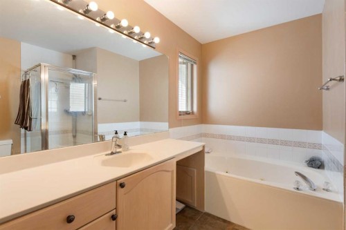113 Sierra Vista Terrace Sw, Calgary, AB 