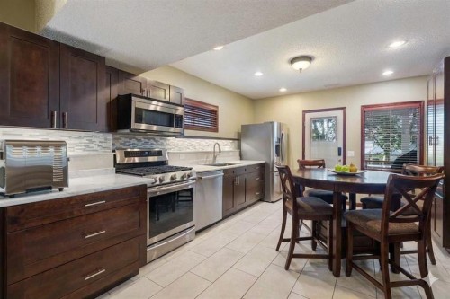 113 Sierra Vista Terrace Sw, Calgary, AB 