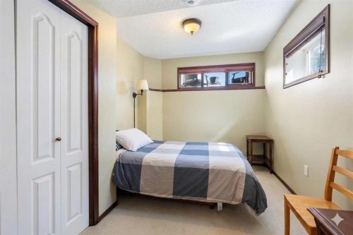 113 Sierra Vista Terrace Sw, Calgary, AB 