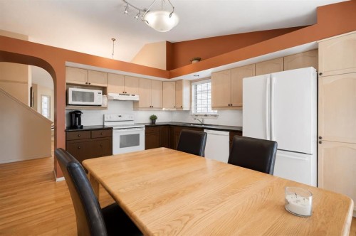 113 Sierra Vista Terrace Sw, Calgary, AB 