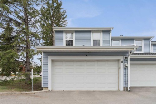 38-28 Berwick Crescent Nw, Calgary, AB - Outdoor With Exterior