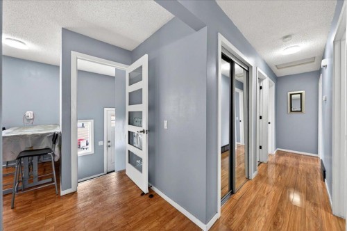 3620 28 Street Se, Calgary, AB - Indoor Photo Showing Other Room