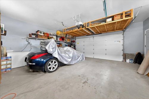 3620 28 Street Se, Calgary, AB - Indoor Photo Showing Garage