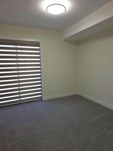 104-4 Everridge Square Sw, Calgary, AB 